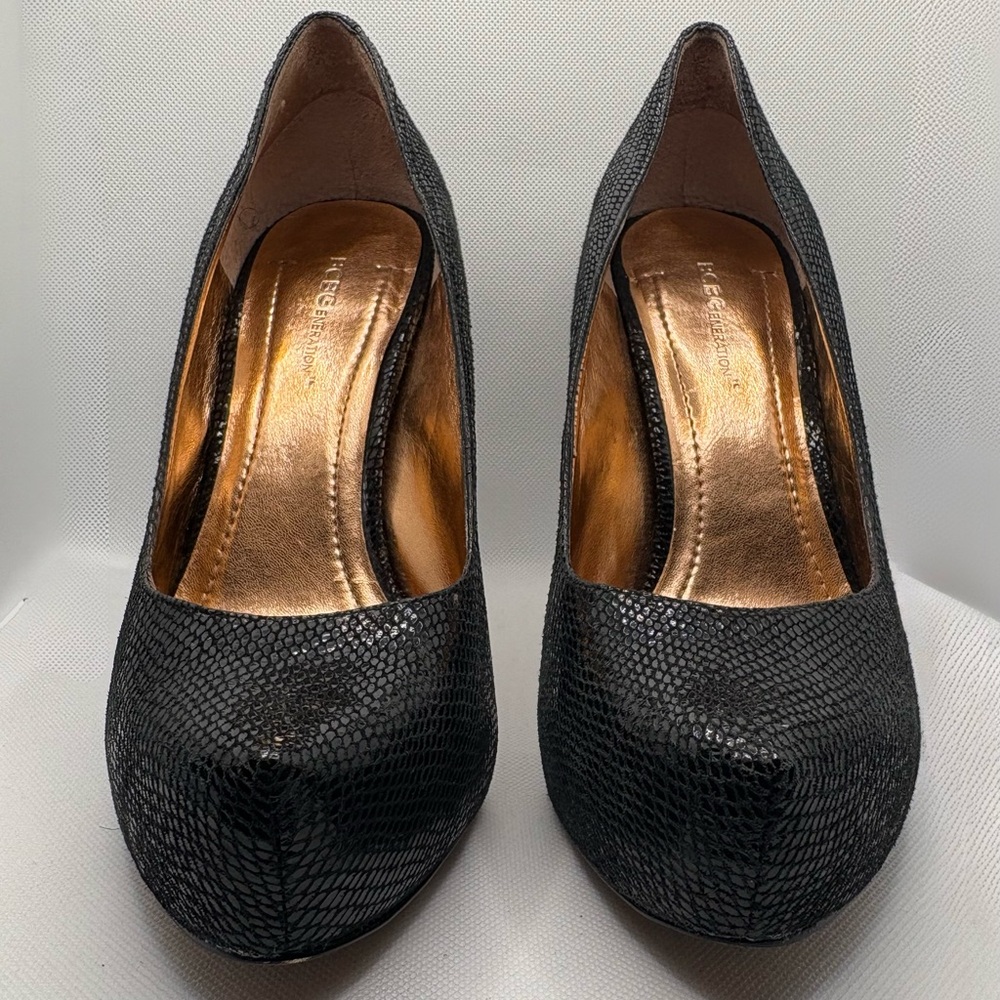 BCBGMaxAzria Black Textured Heels